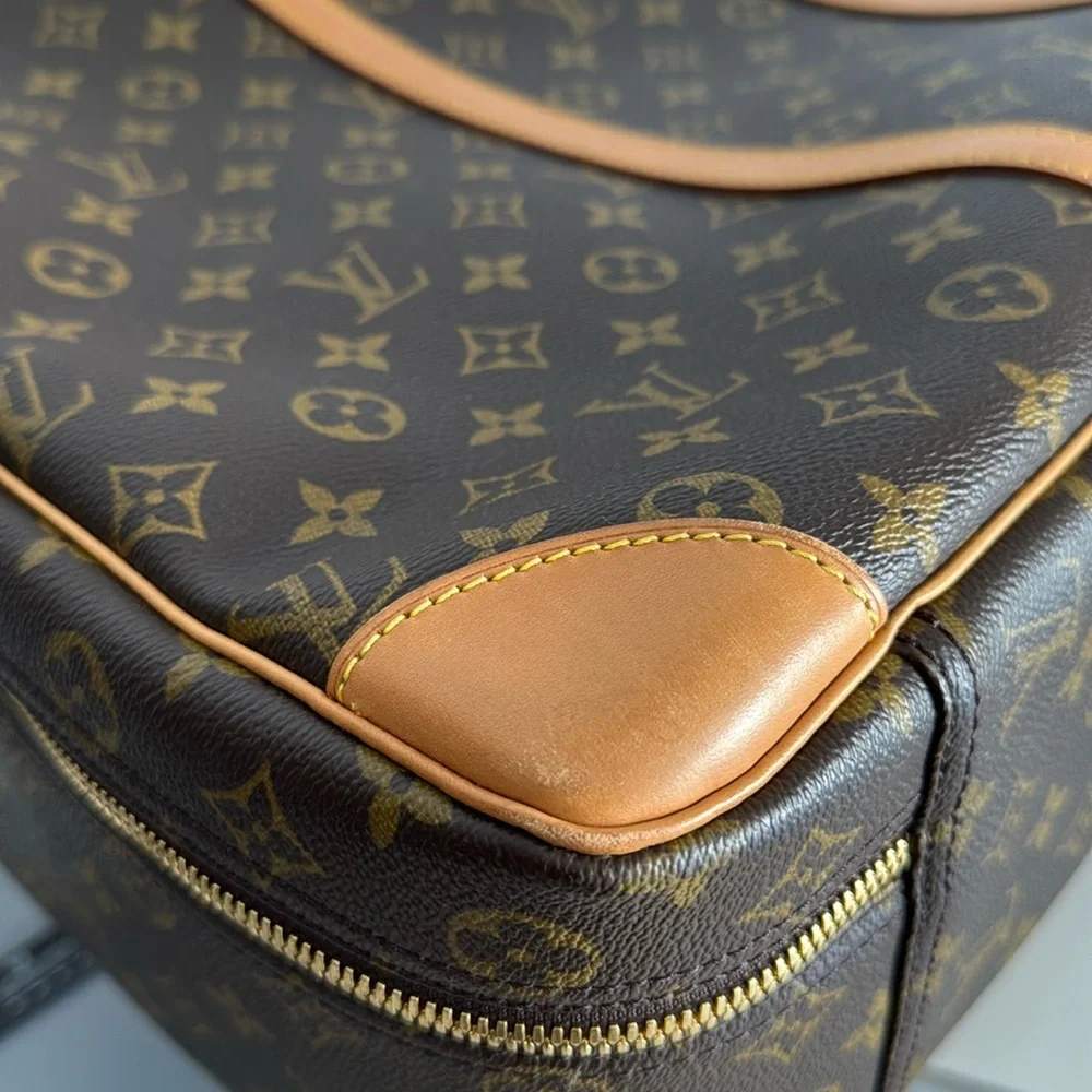 Louis Vuitton Luxury Brown Monogram Luggage Bag in Excellent Condition